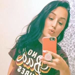 Meet your Posher, Dixie